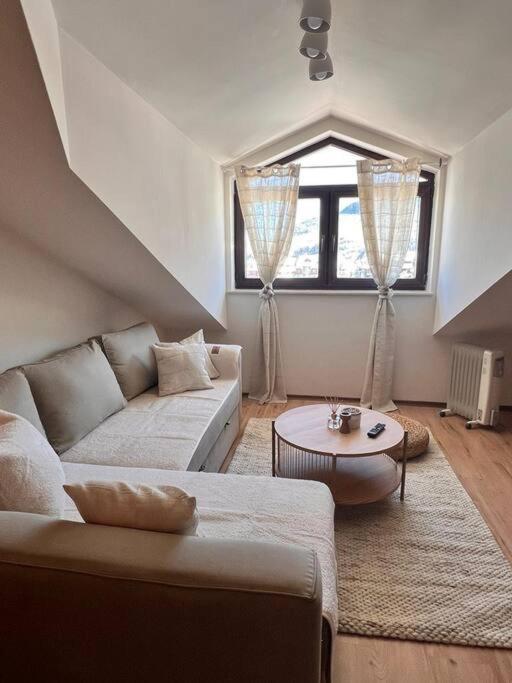 Cozy 1 Bedroom Apartment Next To The Gondola Bansko Esterno foto